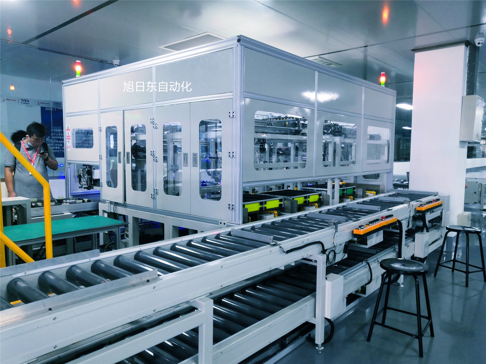 服務(wù)器主板自動(dòng)化裝配線